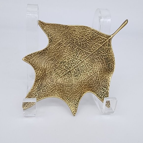 Solid Brass Leaf Trinket Ring Dish Maple Leaf Vintage 5" x 6" - Picture 1 of 5
